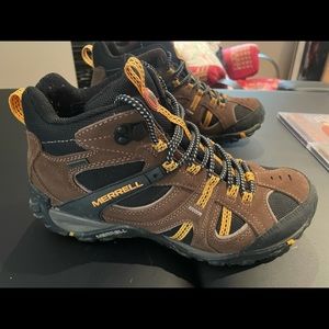 Merrell Moab mid men’s hiking shoes